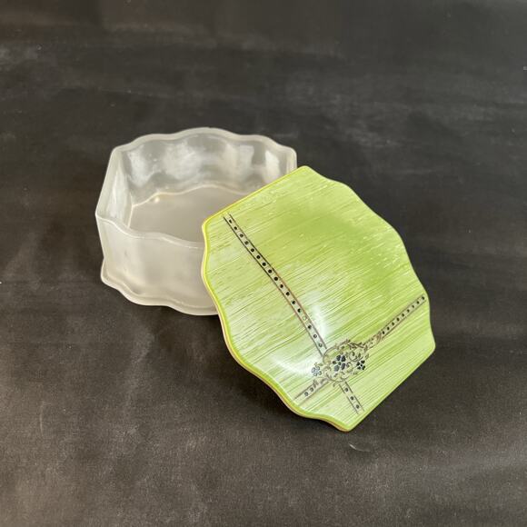 Vintage Frosted Glass Vanity Jar Green Deco Celluloid Lid Art Deco Style - Picture 5 of 13